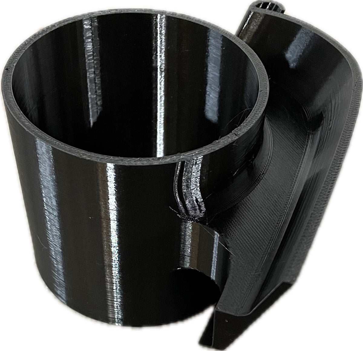 „Getränkehalter Simson Schwalbe – praktischer 3D-gedruckter Halter für Flaschen/Dosen“ 
SM-Line