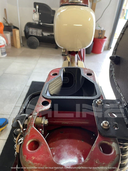 Praktische Simson Star Werkzeugbox für SR4-2: Perfekte Organisation für Ihr Moped